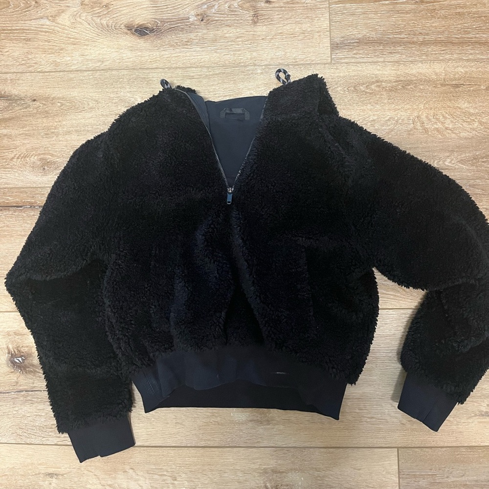 Lululemon Cropped Sherpa Zip Hoodie